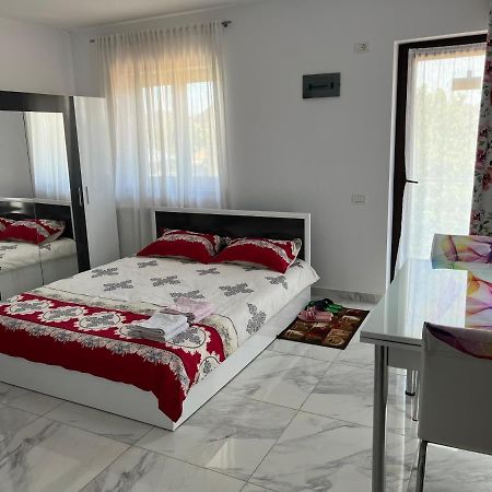 Home Naya Bukareszt Zewnętrze zdjęcie
