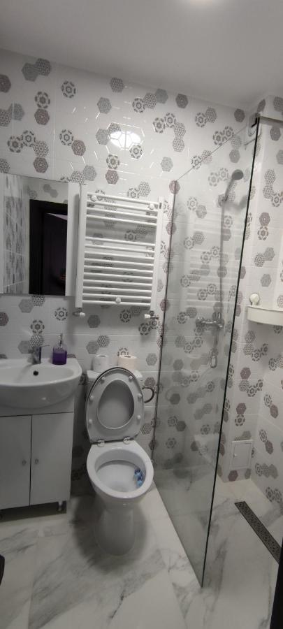 Home Naya Bukareszt Zewnętrze zdjęcie