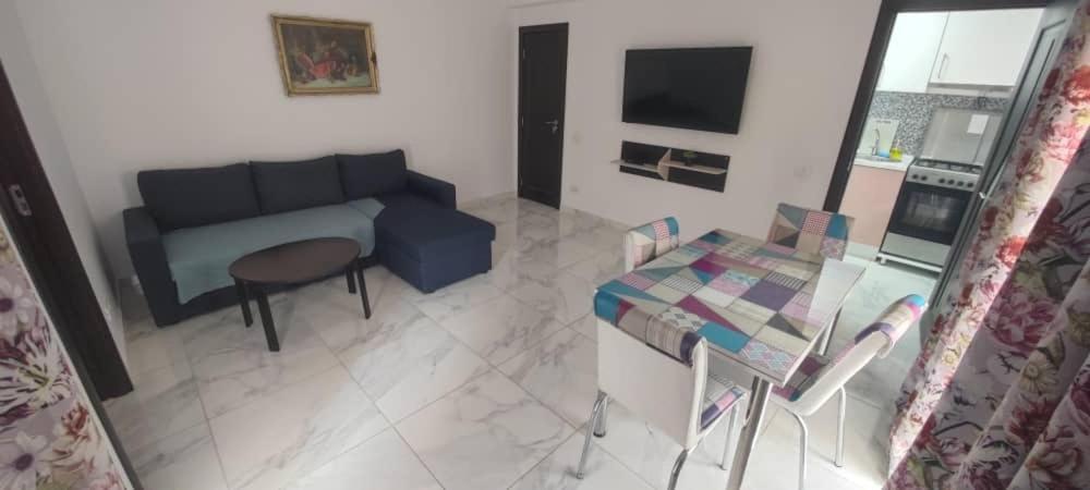 Home Naya Bukareszt Zewnętrze zdjęcie