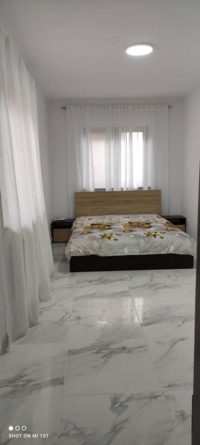 Home Naya Bukareszt Zewnętrze zdjęcie